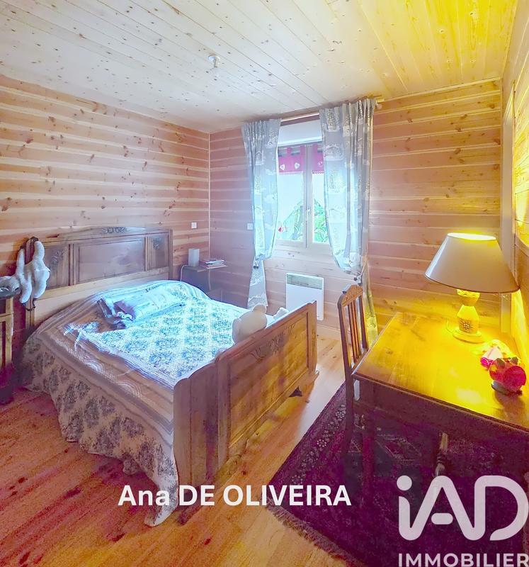 Maison - 180 m² - 5 pièces