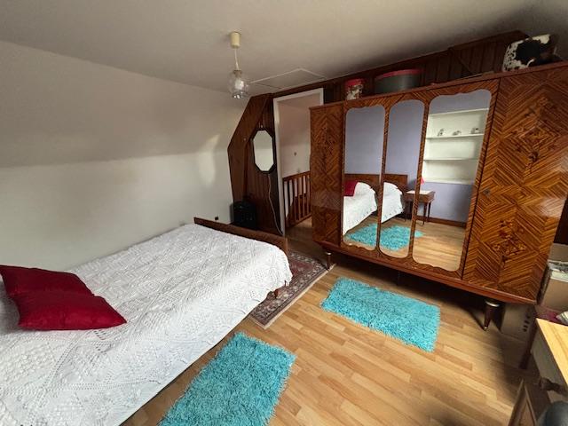 Maison en pierre - 133 m² - 7 pièces