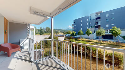 Appartement - 82 m² - 4 pièces