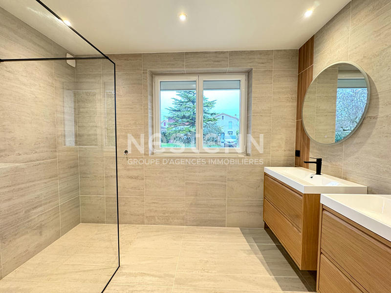 Maison - 167 m² - 7 pièces