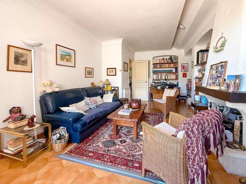 Appartement - 112 m² - 4 pièces