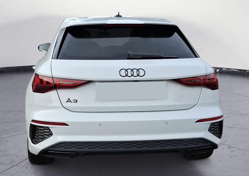 Audi A3 sportback 45 TFSIe s-Line 245 Hybride Rechargeable / Camera de Recul Apple Carplay Android Auto Regulateur Distance Keyless Jantes 18 Coffre Elec