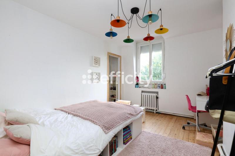 Maison - 159 m² - 6 pièces