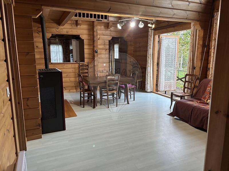Maison de bois - 118 m² - 1 pièce