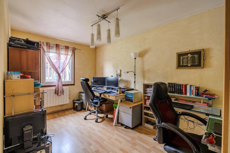 Maison - 143 m² - 7 pièces