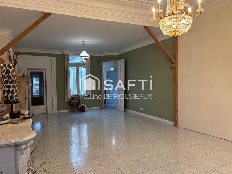 Maison - 215 m² - 8 pièces
