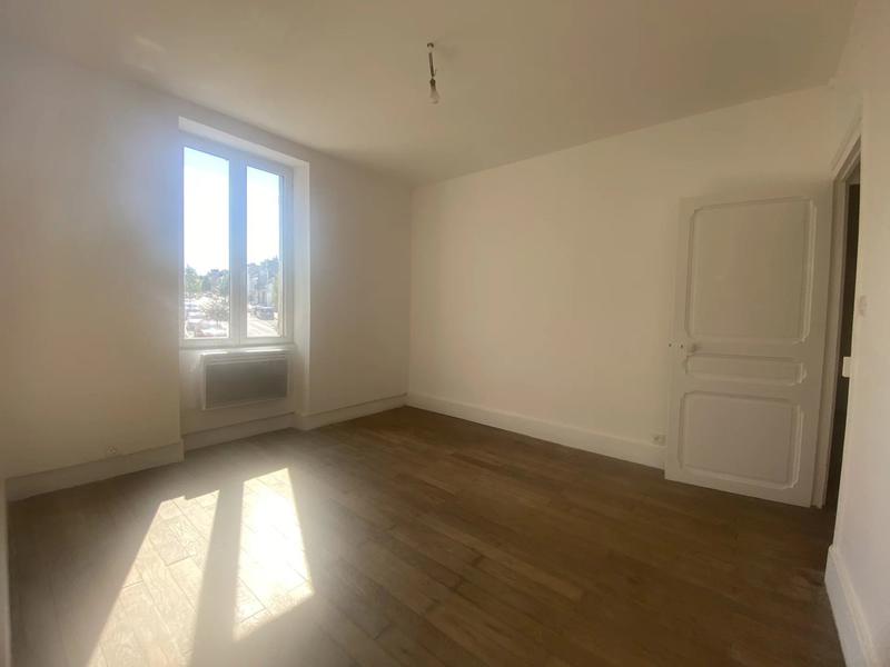 Maison - 93 m² - 6 pièces