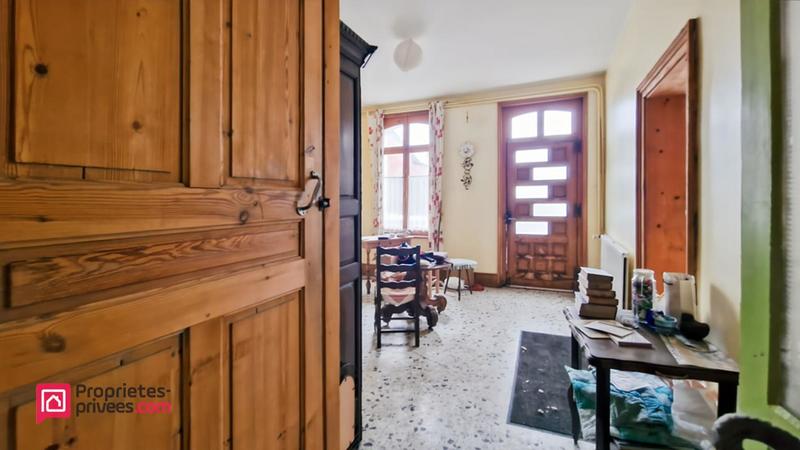 Maison - 157 m² - 10 pièces