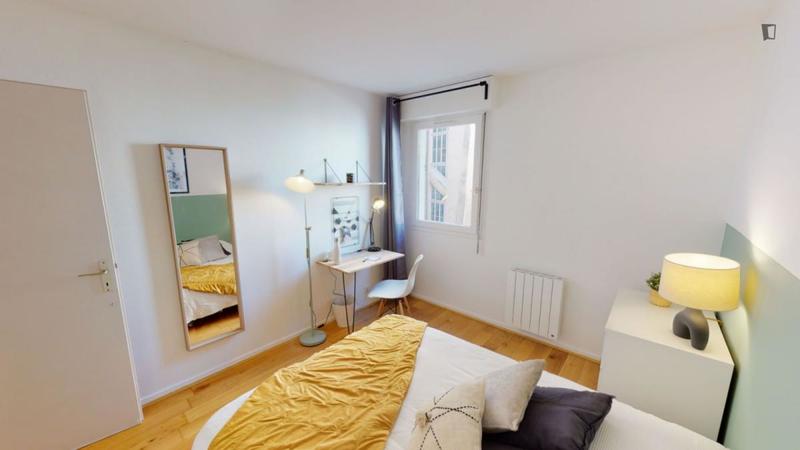 Chambre - 10 m² - 4 pièces