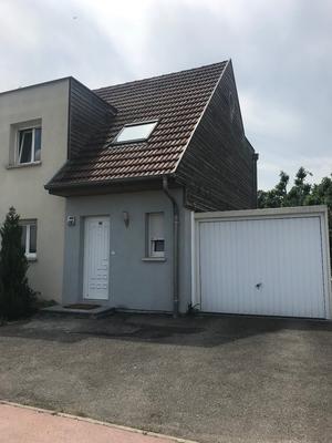 Maison - 90 m² - 4 pièces