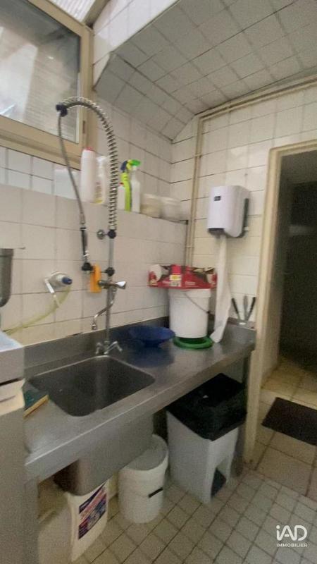 Local commercial - 284 m²