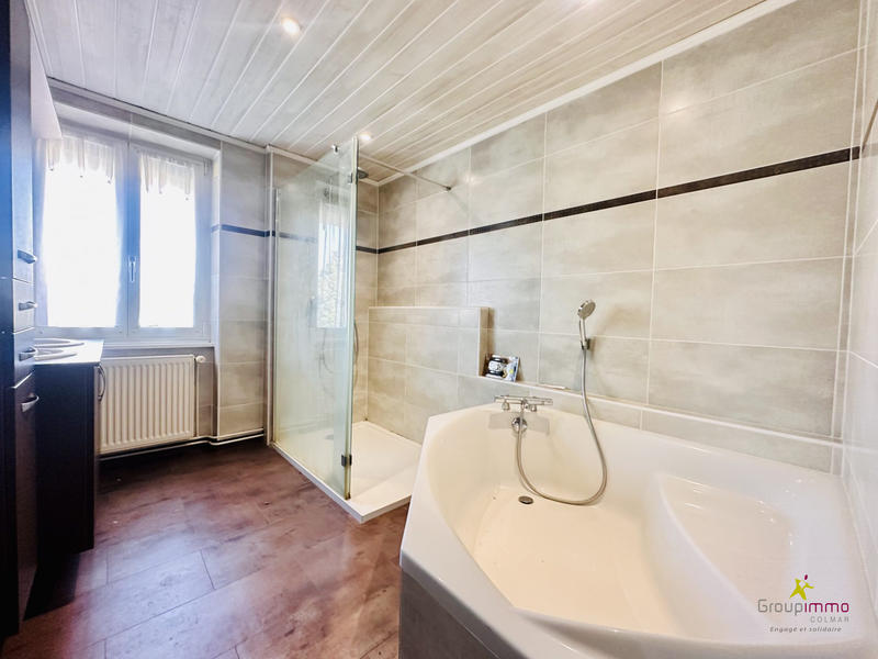 Maison - 163 m² - 7 pièces