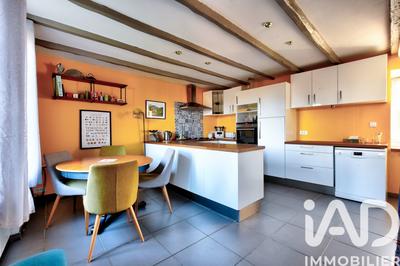 Maison - 99 m² - 5 pièces