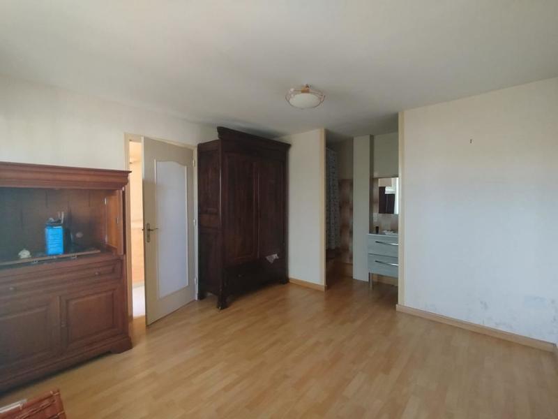 Propriété - 187 m² - 6 pièces
