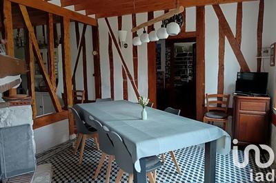 Maison - 170 m² - 8 pièces