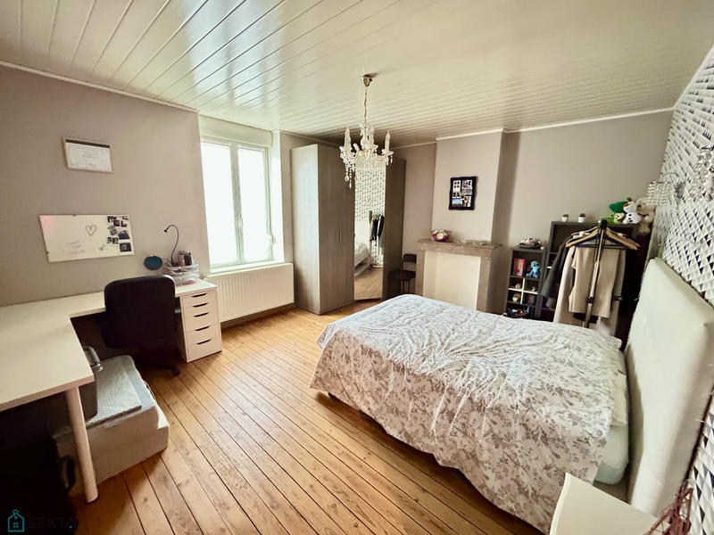 Maison - 159 m² - 6 pièces