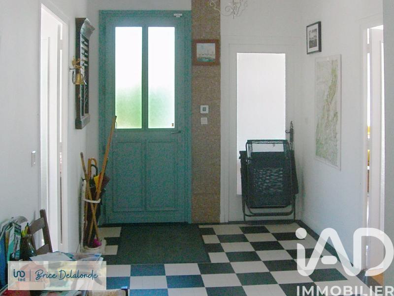 Maison - 220 m² - 9 pièces