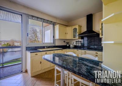 Appartement - 104 m² - 4 pièces