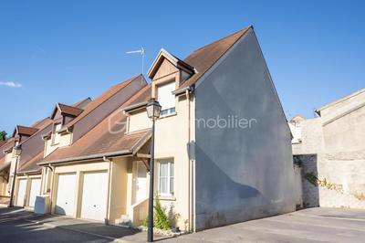 Maison - 86 m² - 4 pièces