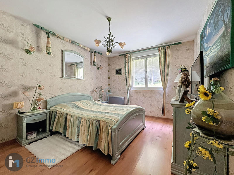 Maison - 92 m² - 5 pièces