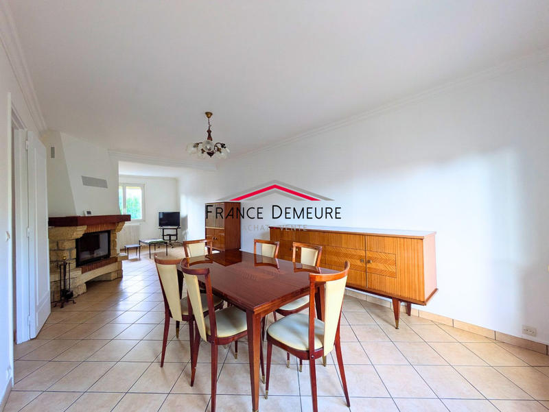 Maison - 91 m² - 5 pièces