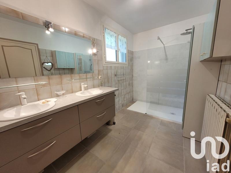 Maison - 189 m² - 10 pièces