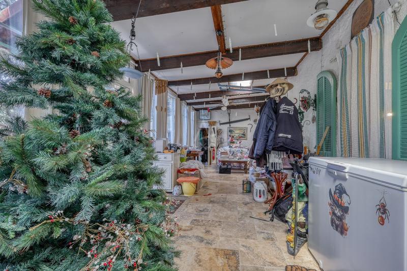 Viager - Maison - 316 m² - 8 pièces