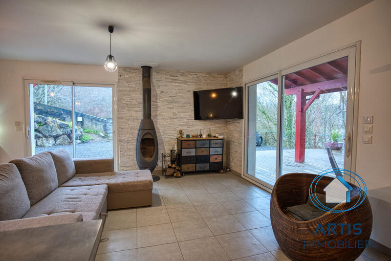 Maison traditionnelle - 135 m² - 5 pièces