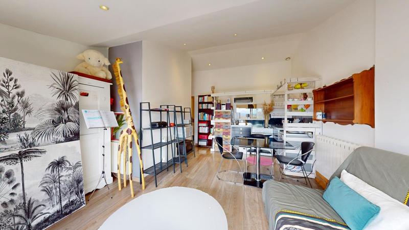 Maison - 169 m² - 6 pièces