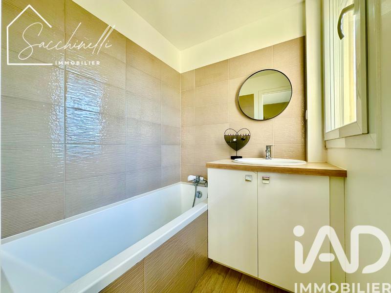 Appartement - 70 m² - 4 pièces