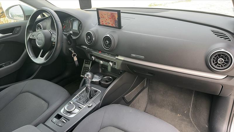 Audi A3 sportback 30 Tdi 116 s-Tronic 7 Business Line - Automatique