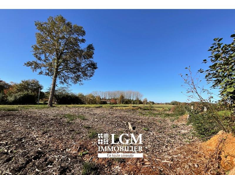 Terrain constructible - 720 m²