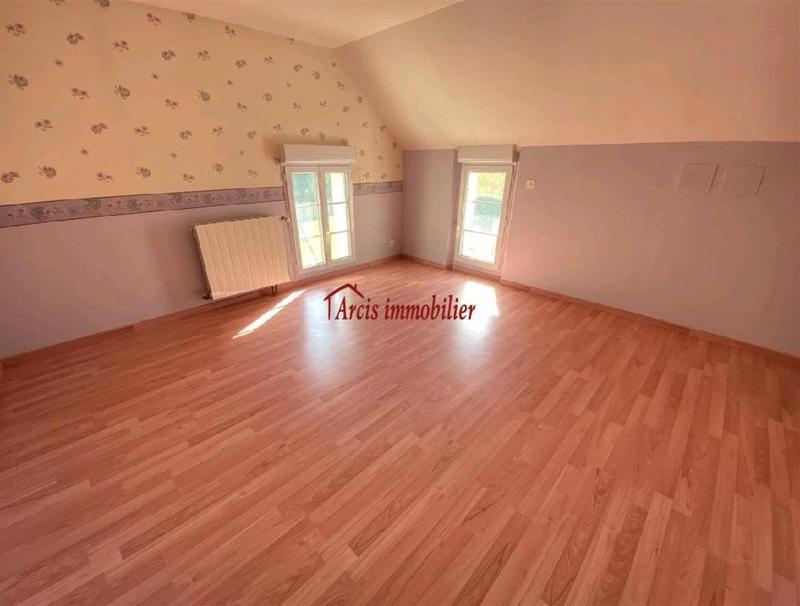 Maison - 158 m² - 7 pièces