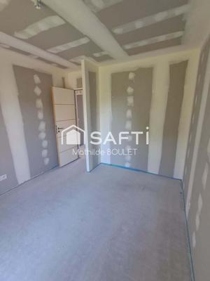 Maison - 85 m² - 4 pièces