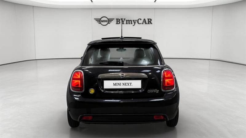Mini 3 portes Hatch Electric F56 Bev Cooper se 184 ch Finition Yours