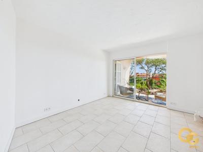 Appartement - 77 m² - 3 pièces