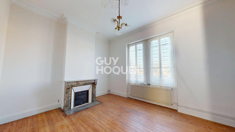 Maison - 195 m² - 8 pièces