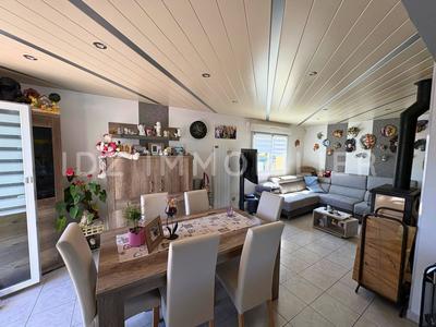 Maison - 104 m² - 5 pièces