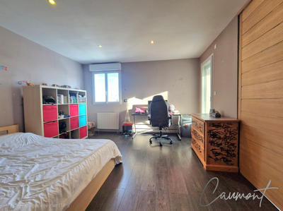 Maison - 165 m² - 6 pièces