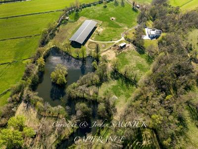 Propriété - 391 m² - 10 pièces