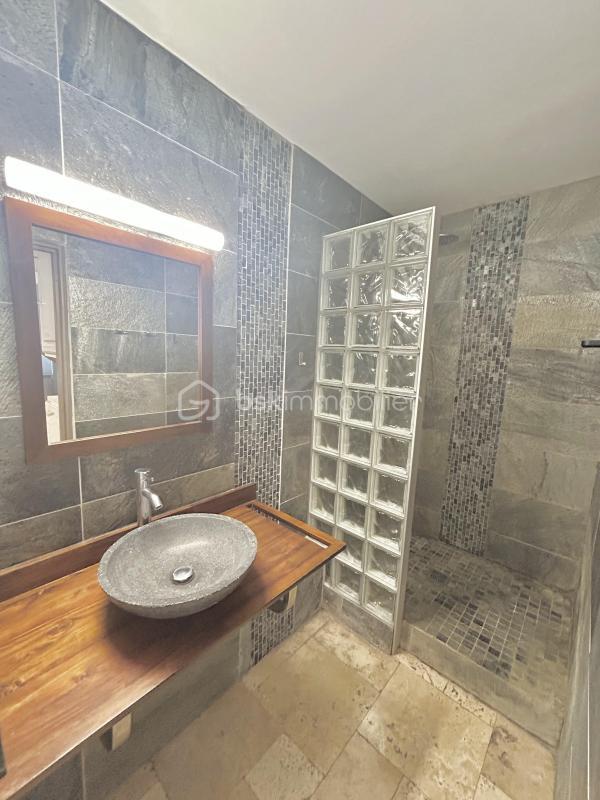 Appartement - 49 m² - 3 pièces