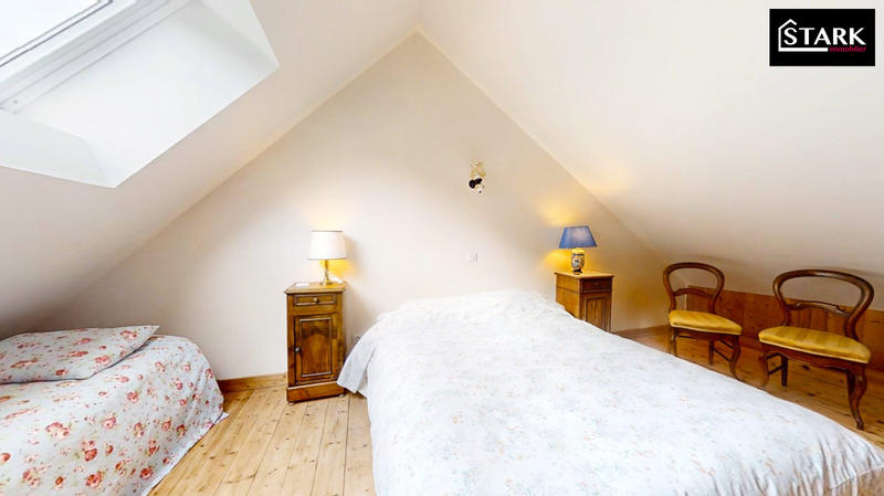 Maison - 172 m² - 7 pièces