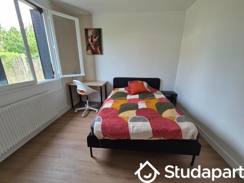 Chambre - 12 m² - 1 pièce