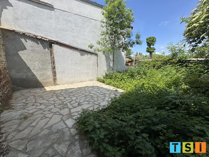 Maison - 121 m² - 2 pièces