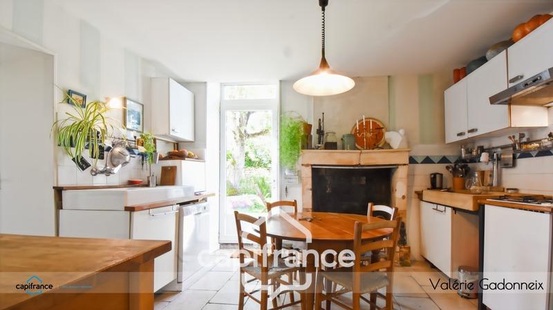 Maison - 187 m² - 9 pièces