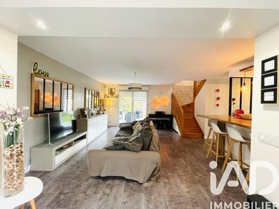 Maison - 141 m² - 7 pièces