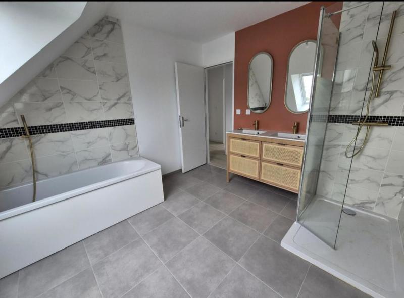 Maison - 110 m² - 6 pièces