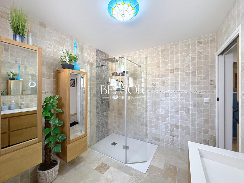 Maison - 127 m² - 5 pièces