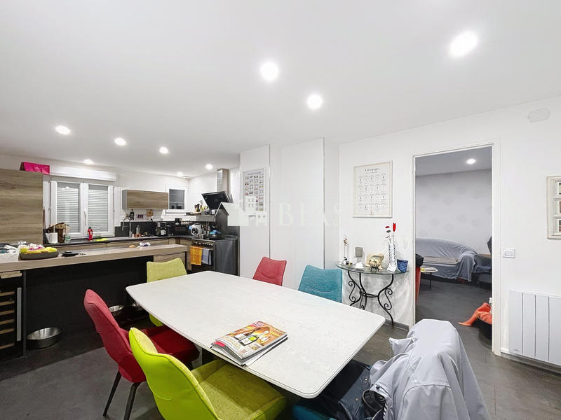 Maison - 96 m² - 4 pièces