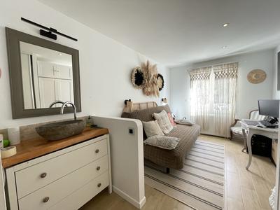 Maison - 93 m² - 5 pièces